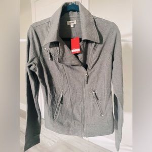 New With Tags Guess Women’s Sweater Size: Medium ( M ) Color: Grey